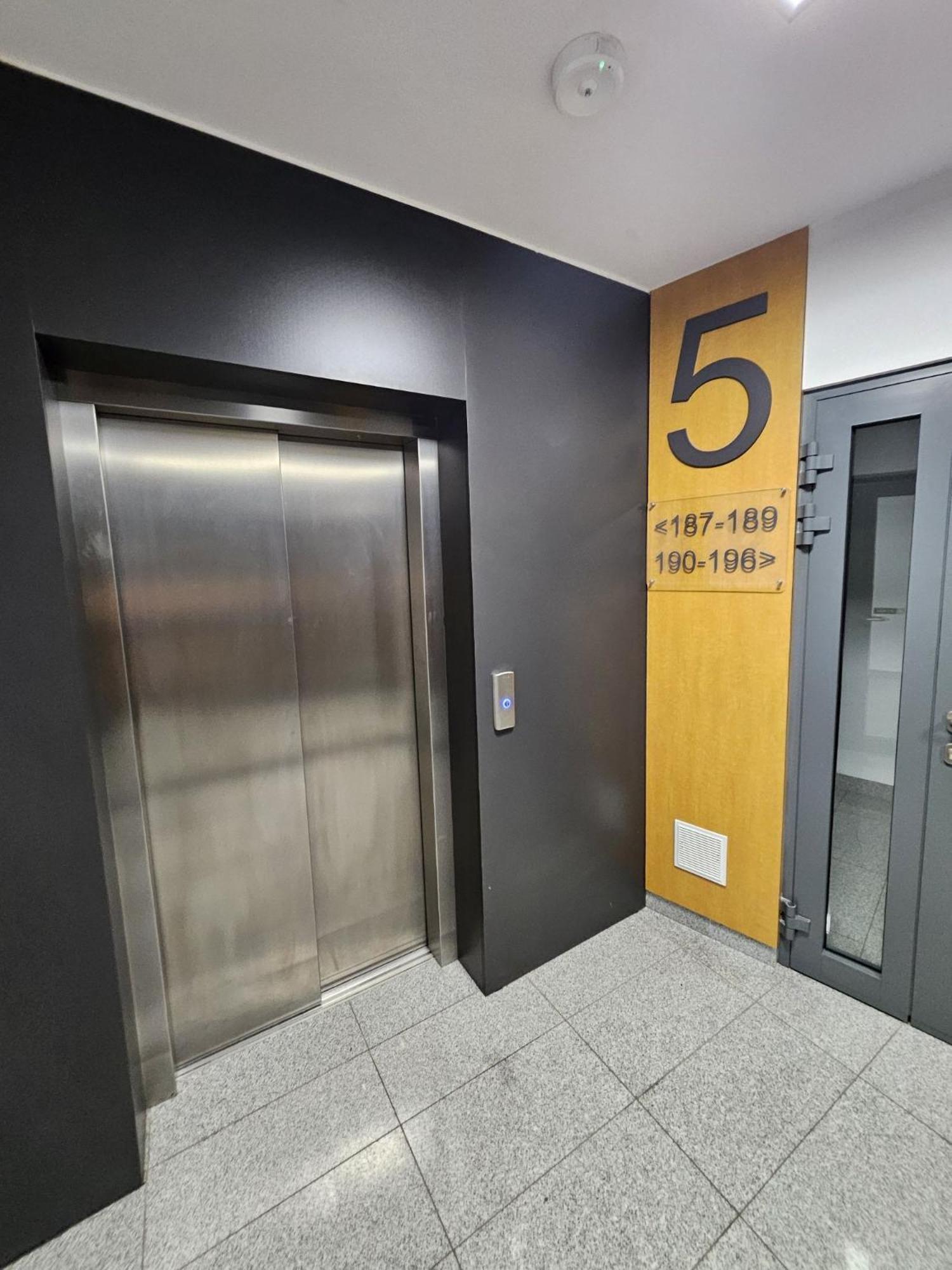 Urban Jungle Apartament Wenus Białystok Zewnętrze zdjęcie